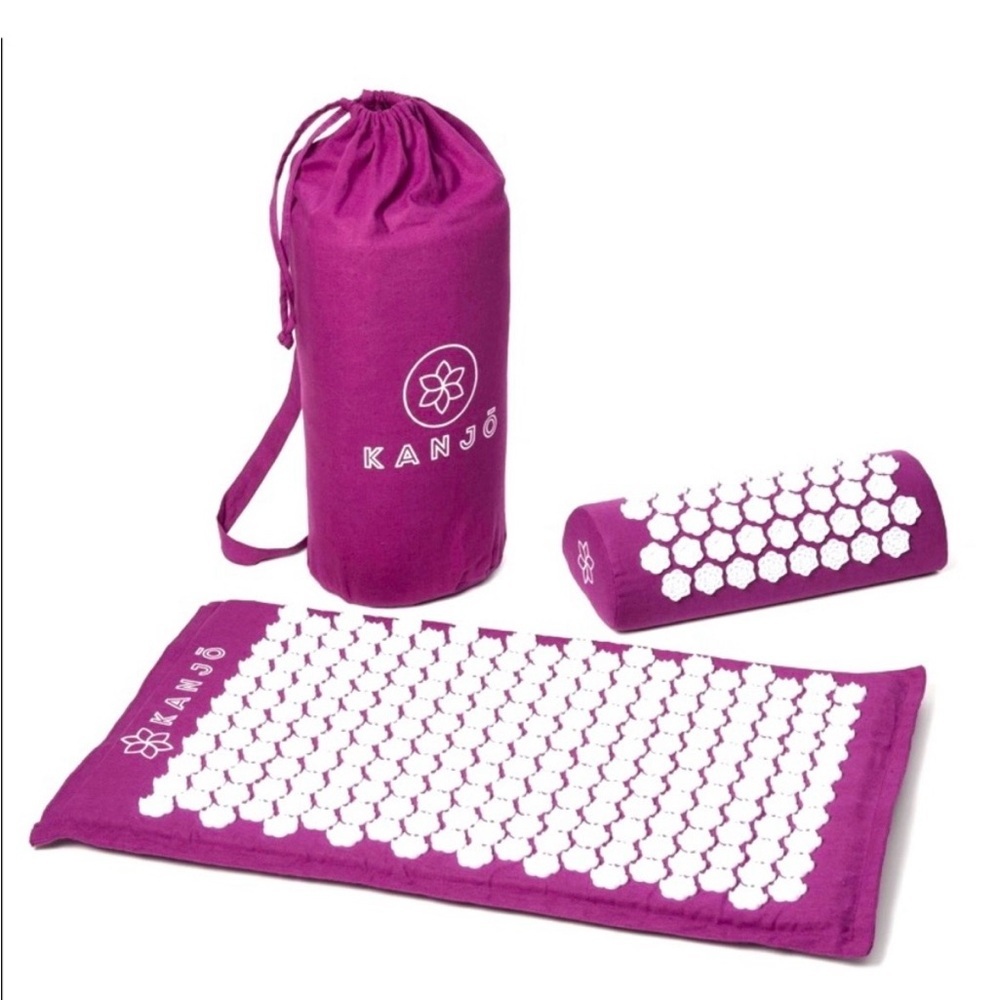 Kanjo Purple Acupuncture Accupressure Mat, Pillow, and Carrying Bag
